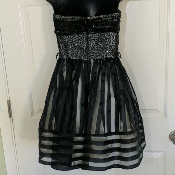 Betsey Johnson Black Formal Gown - Picture 5 of 8